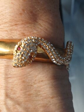 Custom jewelry